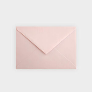 Svetlo rúžová farebná obálka C6 z papiera Pastel Pink od Keaykolour